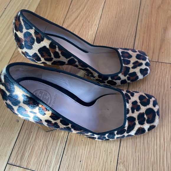 Tory Burch Regina Leopard Print Metallic  Heel Pump size 5 - Picture 3 of 3